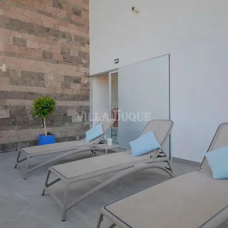 El Duque Modern With Pool Vila *