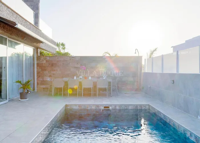 El Duque Modern With Pool *