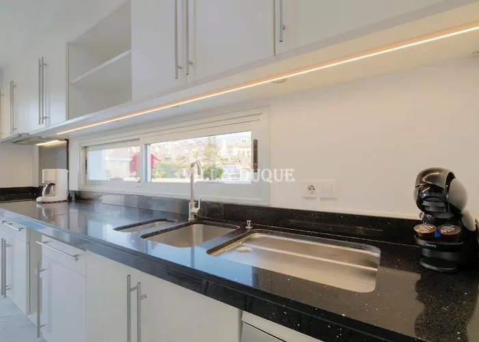 别墅 El Duque Modern With Pool *